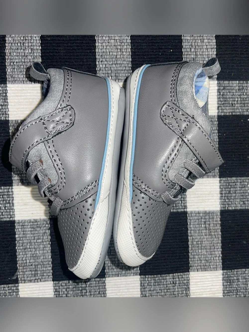 Stride Rite Small 6-12 Months crib shoe Ben Velcro Gray Blue